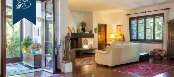 5 bedrooms Villa in Somma Lombardo, Italy No. 354849 16