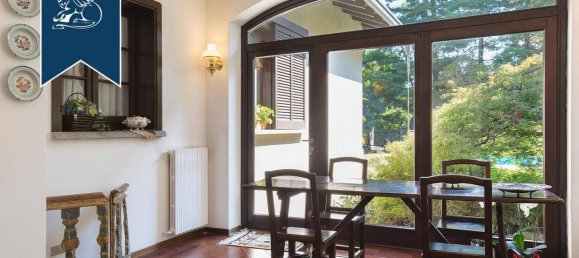 5 bedrooms Villa in Somma Lombardo, Italy No. 354849 24