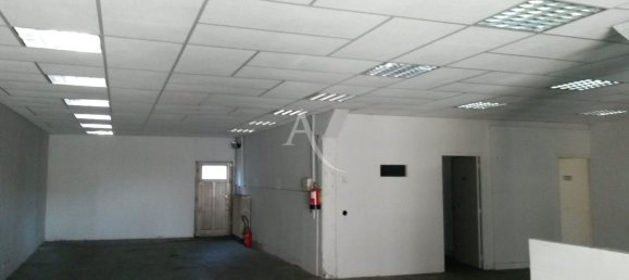 Gewerbliche Immobilie in Romorantin-Lanthenay, France 285m², Nr. 82430 4