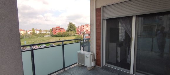 Квартира с 2 комнатами в Корбетта, Италия № 268874 14