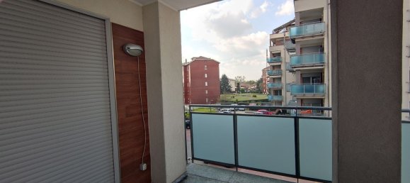 Квартира с 2 комнатами в Корбетта, Италия № 268874 5