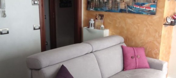 Квартира с 2 комнатами в Корбетта, Италия № 268874 10