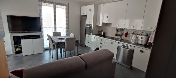 Квартира с 2 комнатами в Корбетта, Италия № 268874 11