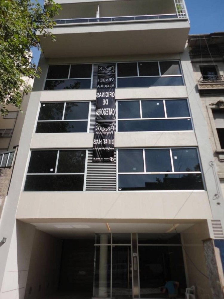 90m² Office in Buenos Aires, Argentina No. 104595