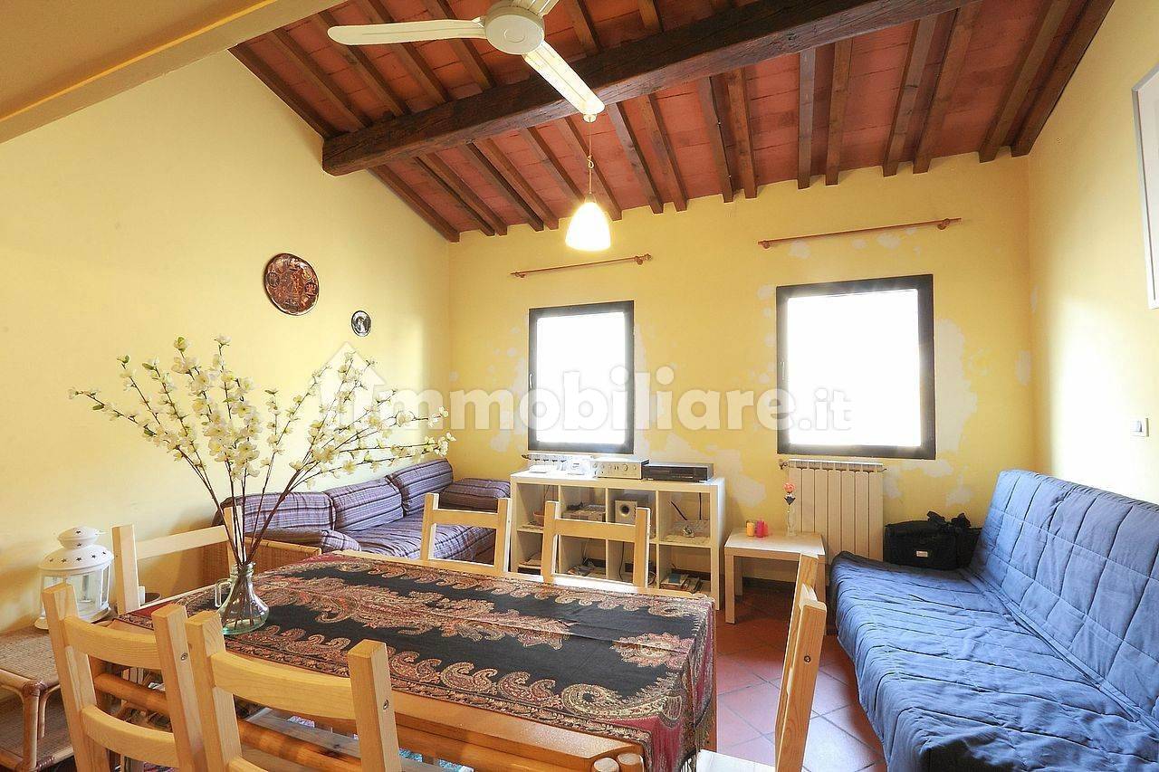 3 bedrooms Apartment in Florence, Italy No. 207301