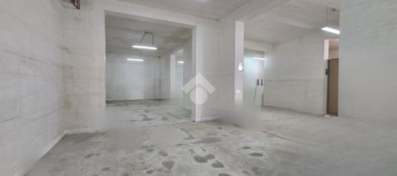 534m² Warehouse in Notaresco, Italy No. 362795 9