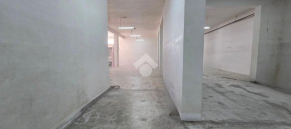 534m² Warehouse in Notaresco, Italy No. 362795 3