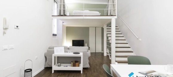 4 bedrooms Apartment in Milan, Italy No. 373176 3