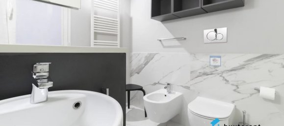 4 bedrooms Apartment in Milan, Italy No. 373176 19