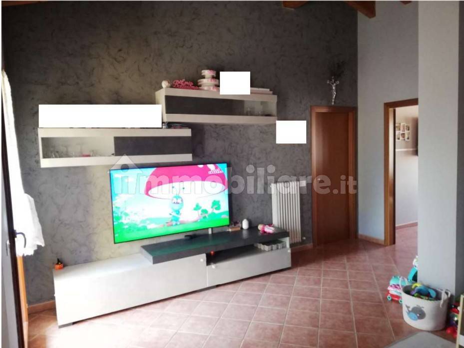 4 Schlafzimmer Wohnung in Castellucchio, Italy, Nr. 380887