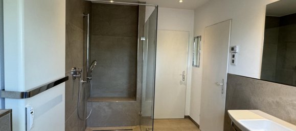 Castillos de 2 dormitorios en Kassel, Germany No. 17130 14