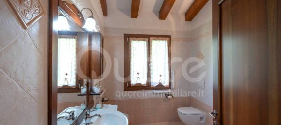 4 bedrooms Villa in Udine, Italy No. 283646 15
