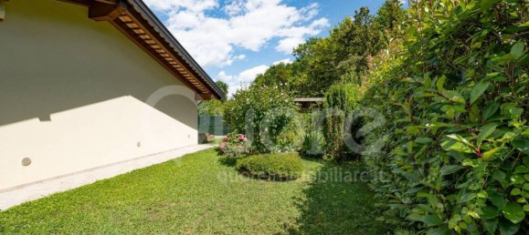 4 bedrooms Villa in Udine, Italy No. 283646 20