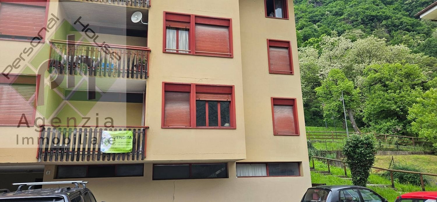 5 rooms Apartment in Borgo Chiese, Italy No. 284847