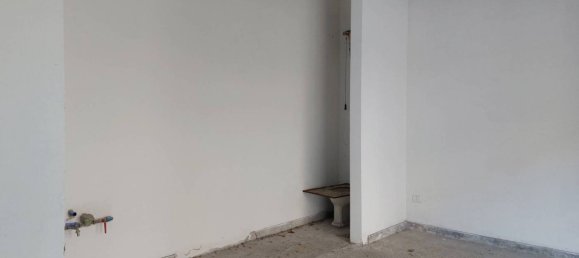 22m² Garage in Rome, Italy No. 327654 7