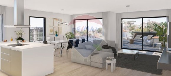 5 bedrooms Penthouse in Funchal, Portugal No. 176671 9