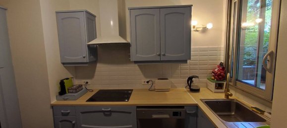 2 bedrooms Apartment in Chatillon, France No. 327053 4