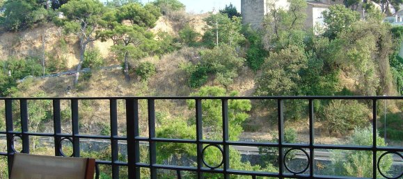 2 bedrooms Apartment in Aubagne, France No. 331508 3