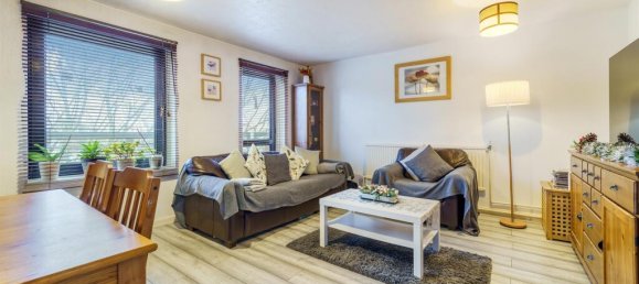 2 bedrooms Maisonette in Feltham, United Kingdom No. 9831 3