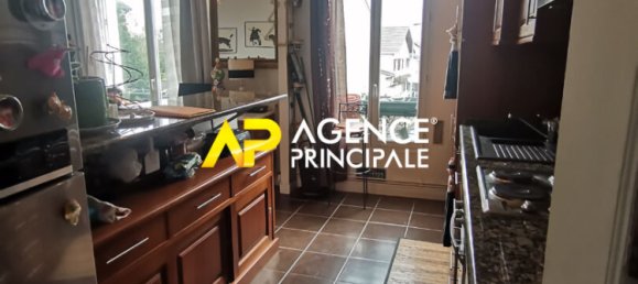 1 bedroom Apartment in Bezons, France No. 177975 6