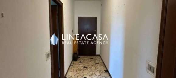2 bedrooms Apartment in Corsico, Italy No. 341846 6