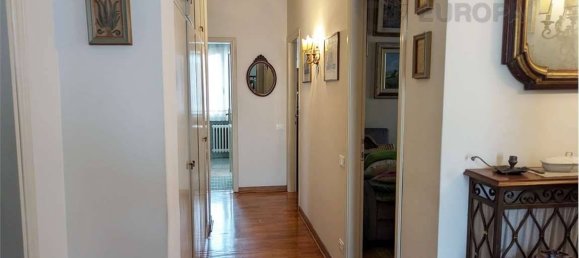 5 bedrooms Villa in Padua, Italy No. 217206 10