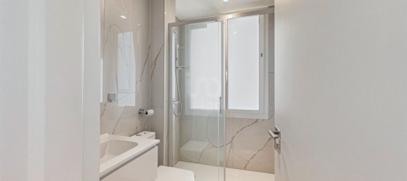 4 Schlafzimmer Wohnung in Sant Marti, Spain, Nr. 137297 13