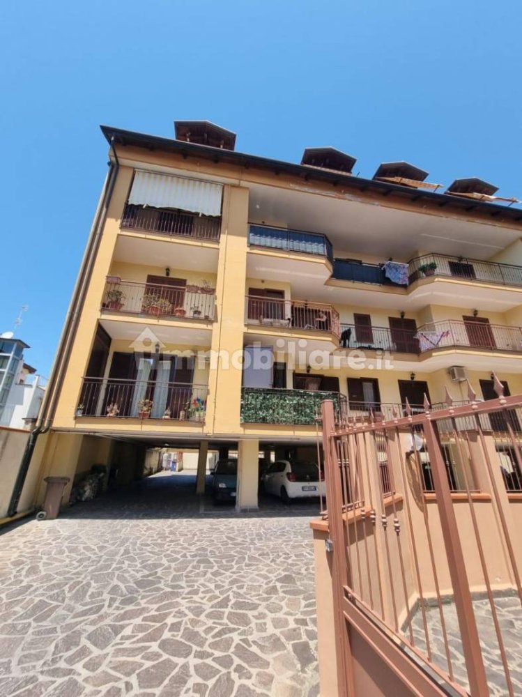 2 Schlafzimmer Wohnung in Giugliano in Campania, Italy, Nr. 311775