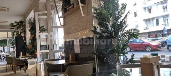 Propiedad comercial de 1 habitación en Rome, Italy No. 30991 4