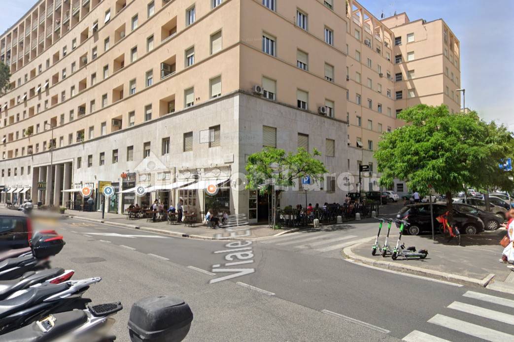 Propiedad comercial de 1 habitación en Rome, Italy No. 30991