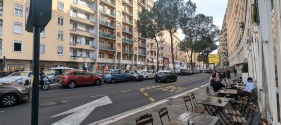 Propiedad comercial de 1 habitación en Rome, Italy No. 30991 11