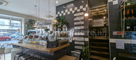 Propiedad comercial de 1 habitación en Rome, Italy No. 30991 3