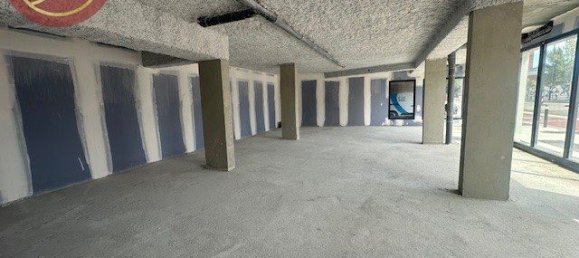 150m² Commercial property in Toulouse, France No. 293670 3
