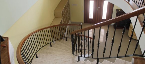 5 bedrooms Villa in Limassol, Cyprus No. 1811 15