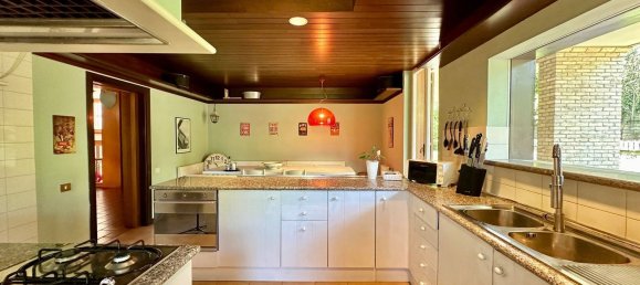 19 rooms Villa in Rome, Italy No. 46806 10