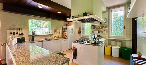 19 rooms Villa in Rome, Italy No. 46806 11