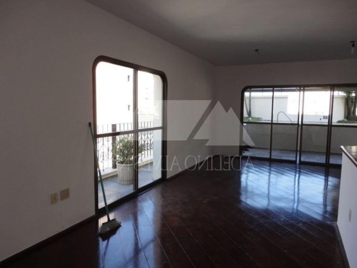 Casa T4 em São Paulo, Brazil N.º 584575