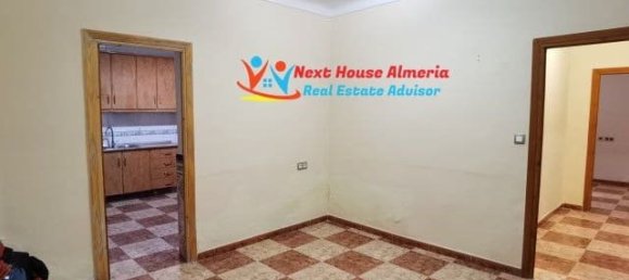 3 bedrooms Townhouse in Fines, Spain No. 286087 4