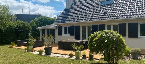 5 bedrooms House in Lesigny, France No. 171115 2