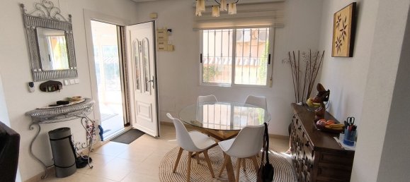 3 bedrooms Villa in Guardamar del Segura, Spain No. 164878 8