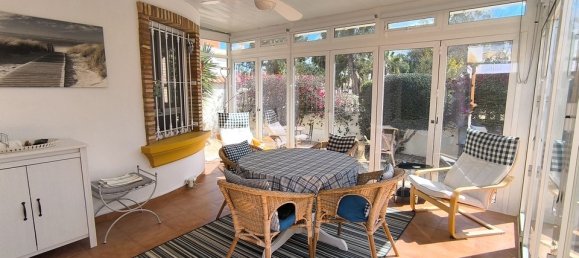 3 bedrooms Villa in Guardamar del Segura, Spain No. 164878 3