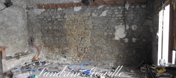 Коммерческая недвижимость с 1 комнатой в Артене, Франция № 85139 4