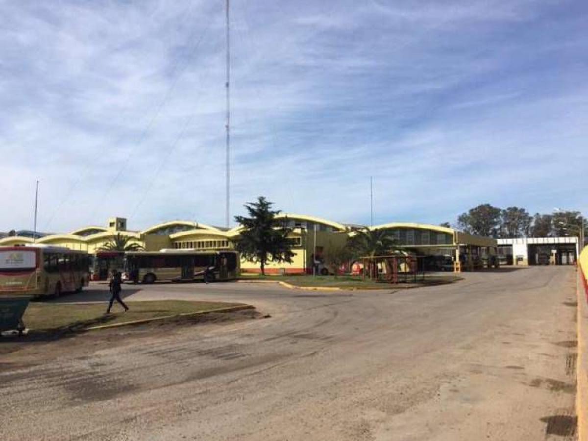 Propiedad comercial en Escobar, Argentina 19944 m² No. 109785