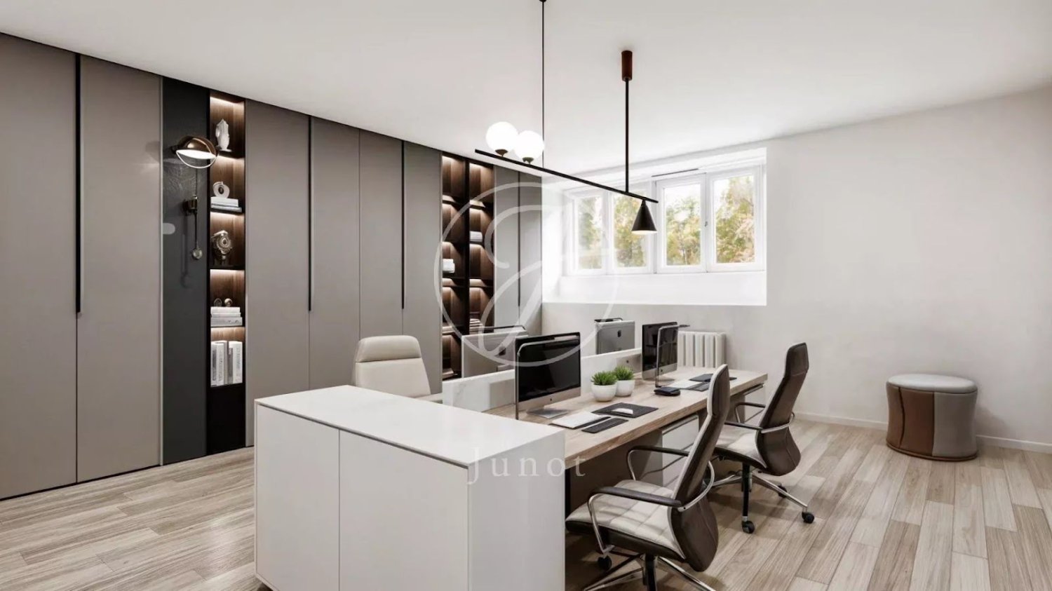 Propiedad comercial de 2 habitaciónes en Neuilly-sur-Seine, France No. 108088