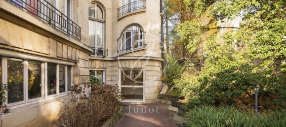 Propiedad comercial de 2 habitaciónes en Neuilly-sur-Seine, France No. 108088 7