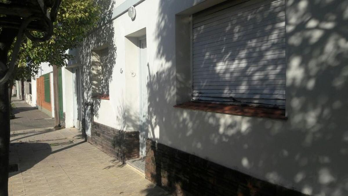 2 Schlafzimmer Haus in Buenos Aires, Argentina, Nr. 72212