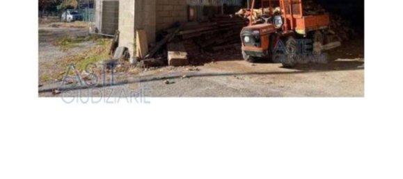 1 room Warehouse in Castelveccana, Italy No. 181901 4