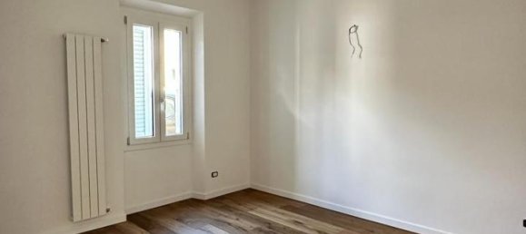 4 rooms Apartment in Florence, Italy No. 25295 10