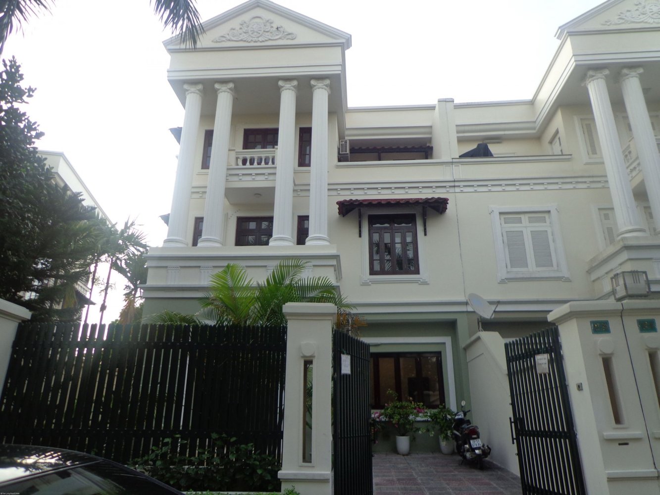 5 Schlafzimmer Villa in Tay Ho, Vietnam, Nr. 4616
