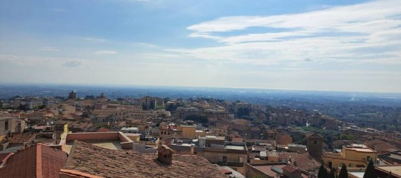 Apartamento de 3 divisões em Velletri, Italy N.º 34689 34